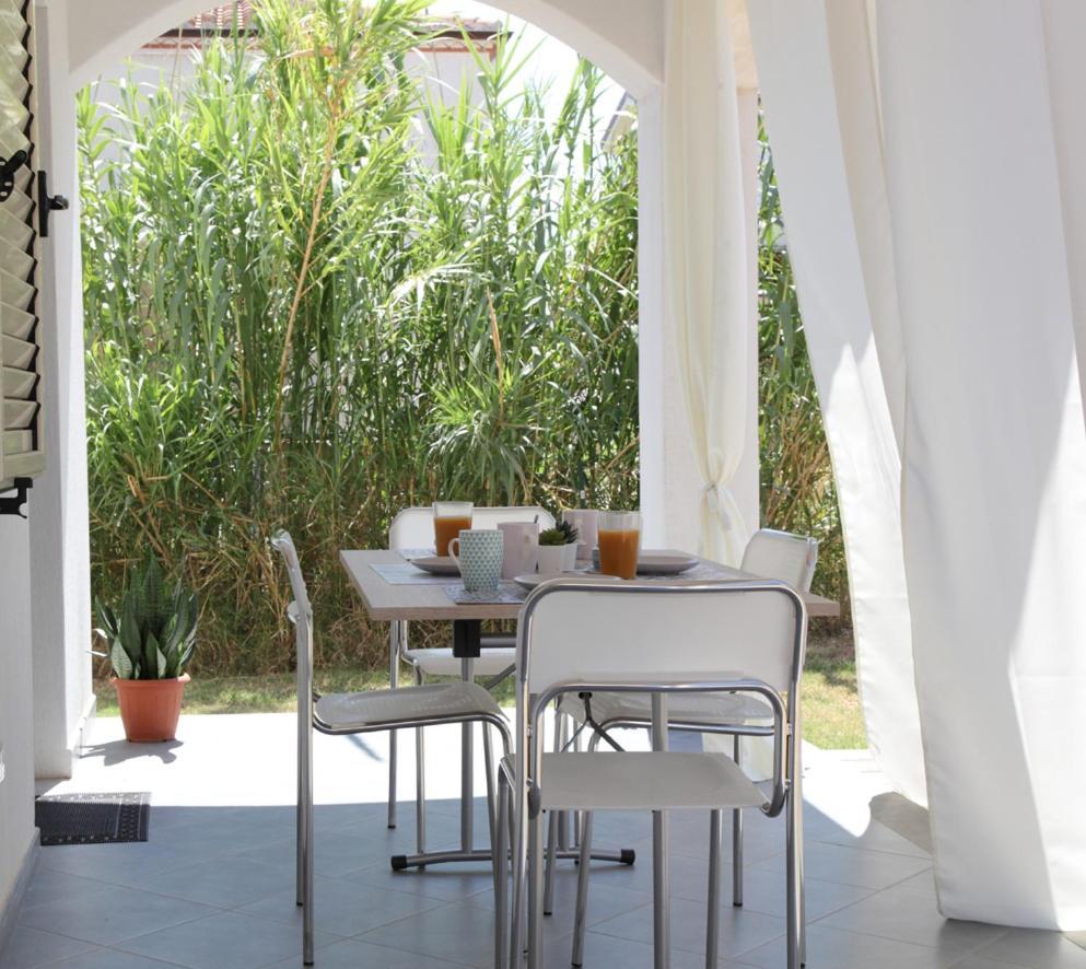 Casa Bianca Marea Apartment Санта Мария Наварезе Екстериор снимка